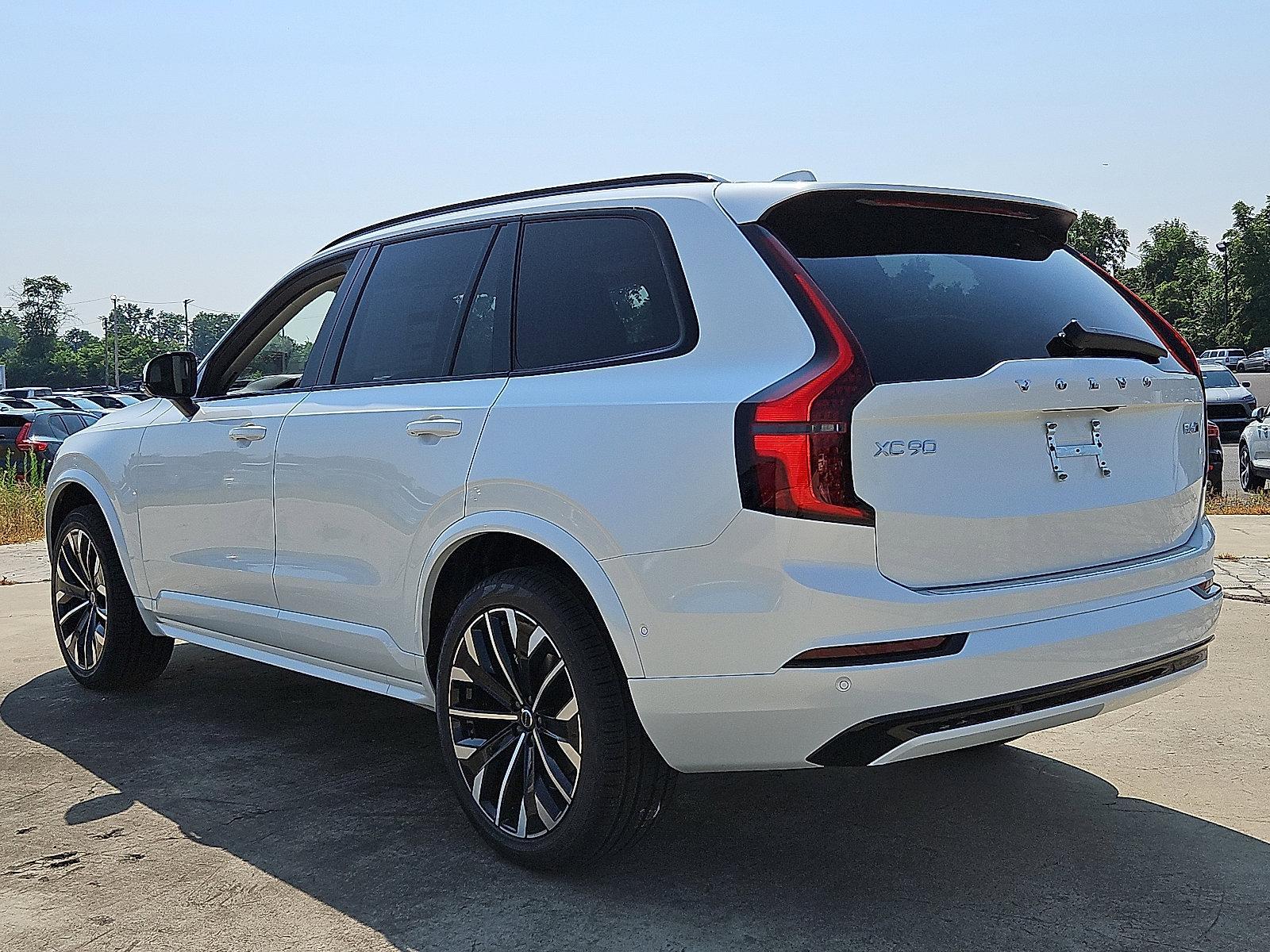 2026 Volvo XC90 Vehicle Photo in Trevose, PA 19053