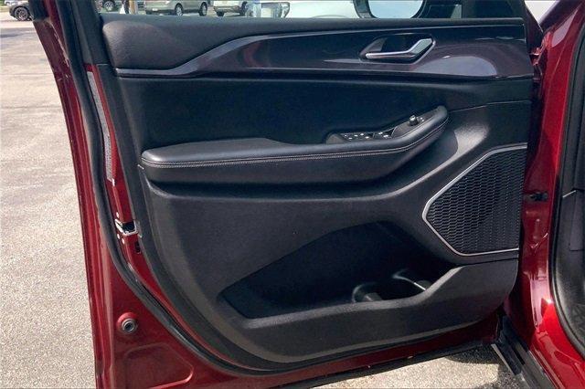 2021 Jeep Grand Cherokee L Vehicle Photo in INDEPENDENCE, MO 64055-1377