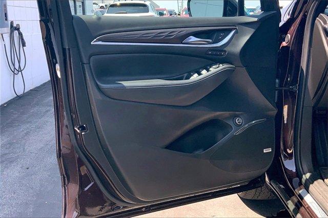 2024 Buick Enclave Vehicle Photo in TOPEKA, KS 66609-0000