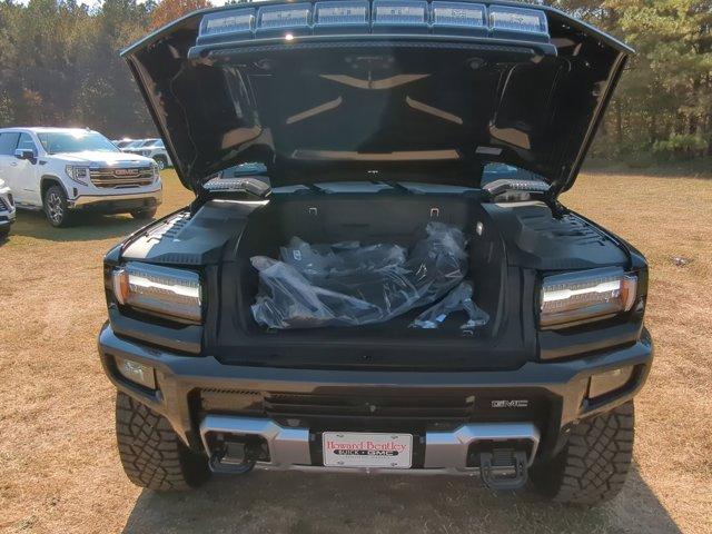 2025 GMC HUMMER EV SUV Vehicle Photo in ALBERTVILLE, AL 35950-0246