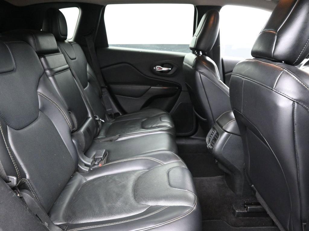 2016 Jeep Cherokee Vehicle Photo in Marion, IA 52302