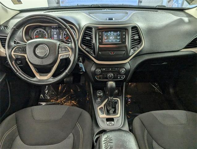 2015 Jeep Cherokee Vehicle Photo in ENGLEWOOD, CO 80113-6708