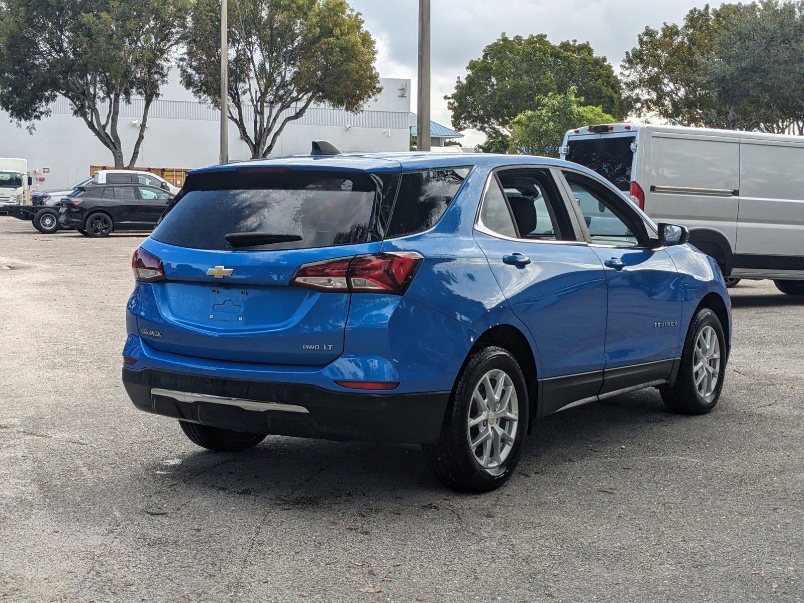 2024 Chevrolet Equinox Vehicle Photo in GREENACRES, FL 33463-3207