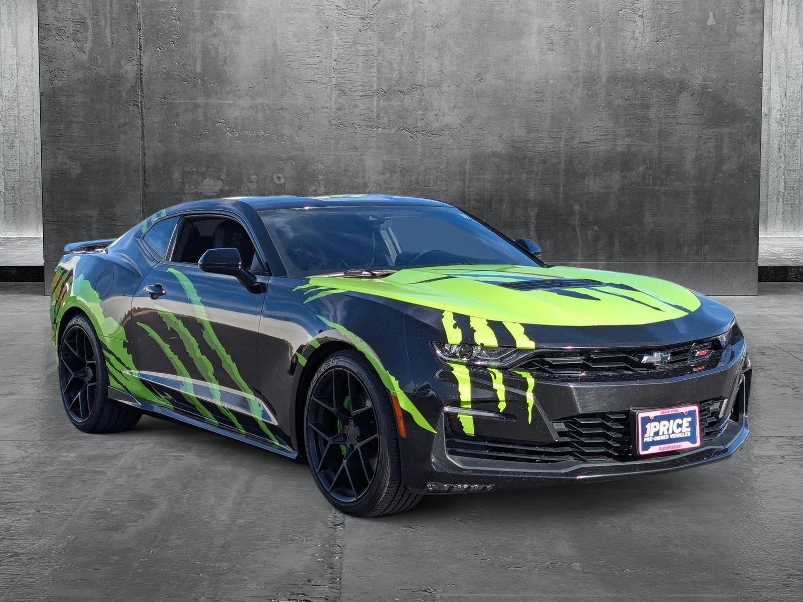 2020 Chevrolet Camaro Vehicle Photo in VALENCIA, CA 91355-1705