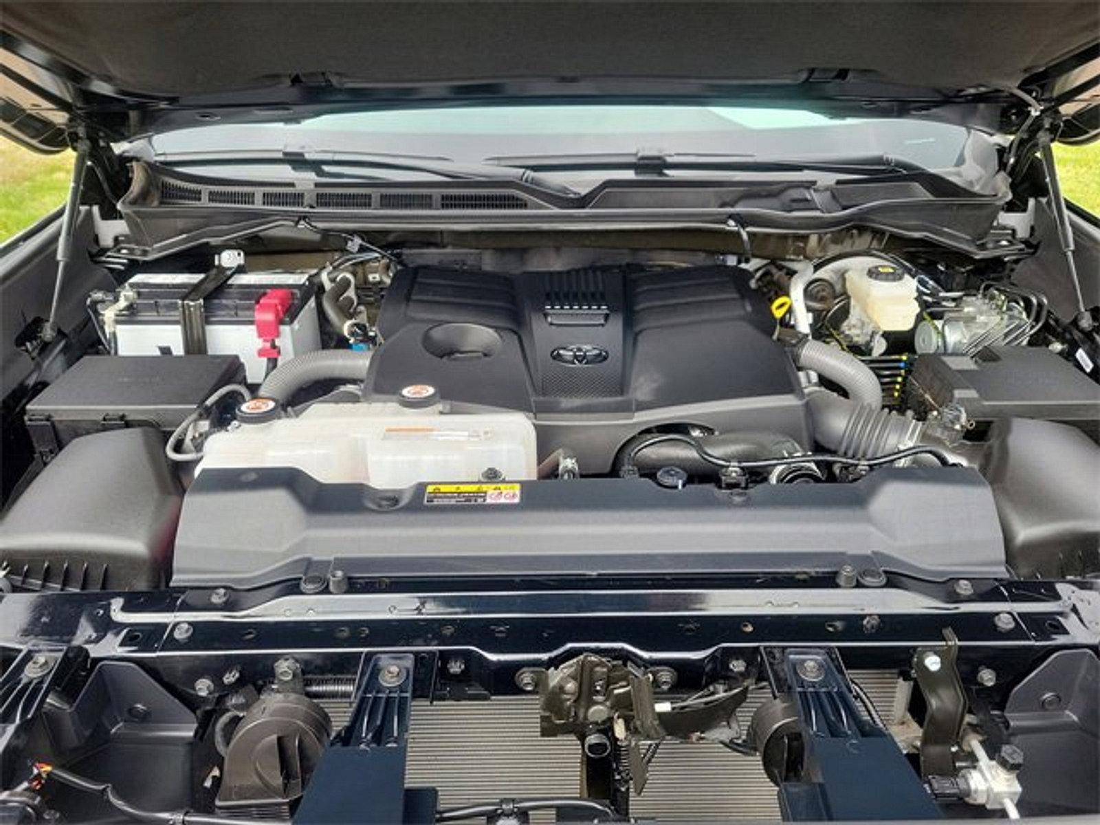 2022 Toyota Tundra 4WD Vehicle Photo in Trevose, PA 19053