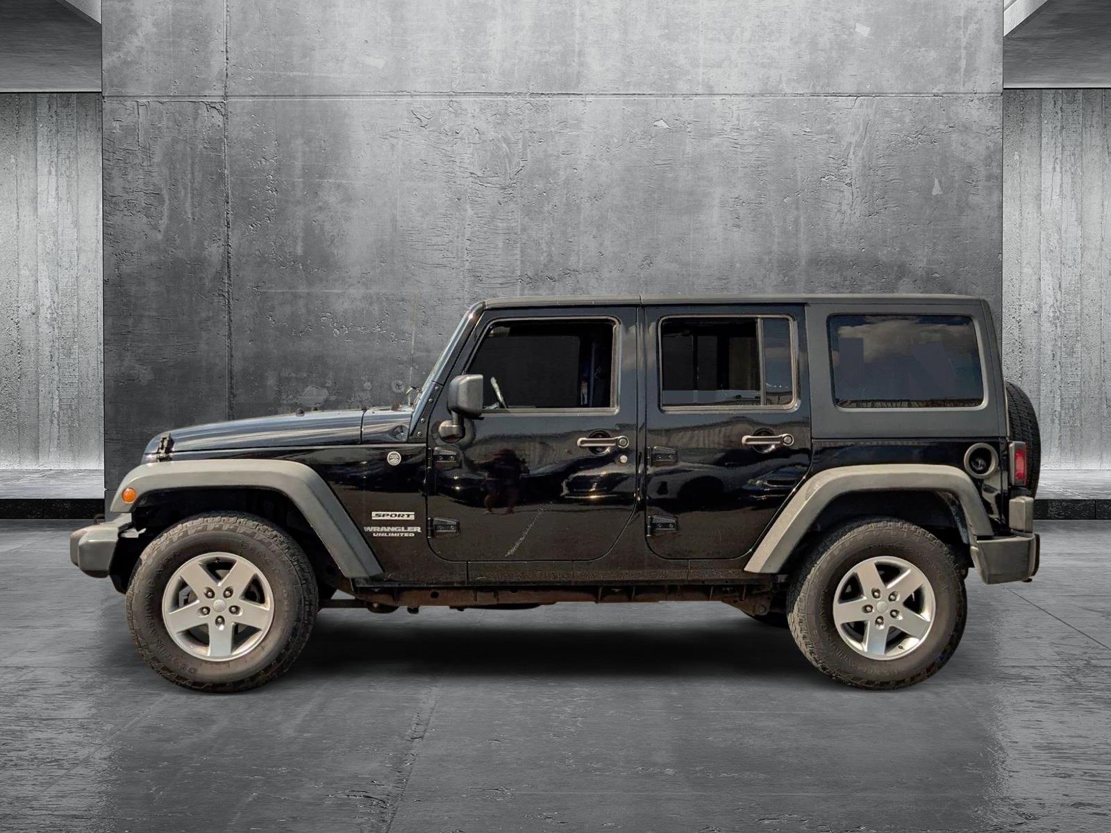 2014 Jeep Wrangler Unlimited Vehicle Photo in St. Petersburg, FL 33713