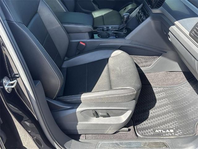 2021 Volkswagen Atlas Cross Sport Vehicle Photo in ALBERTVILLE, AL 35950-0246