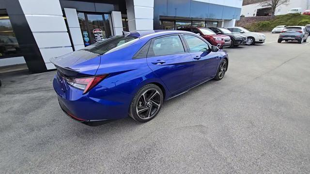 2022 Hyundai ELANTRA Vehicle Photo in Pleasant Hills, PA 15236