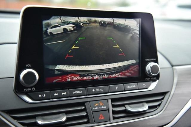 2023 Nissan Altima Vehicle Photo in Ballwin, MO 63011