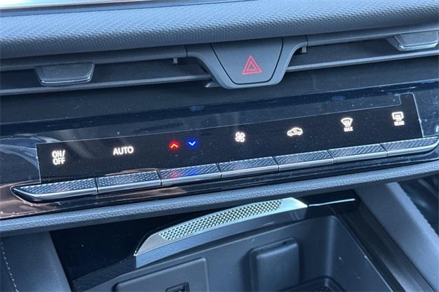 2025 Buick Envision Vehicle Photo in ELK GROVE, CA 95757-8703
