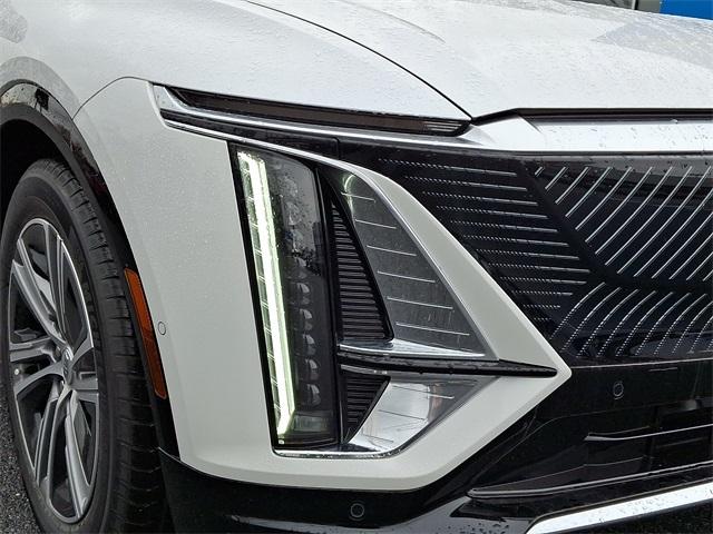 2025 Cadillac LYRIQ Vehicle Photo in ALLENTOWN, PA 18103-7399