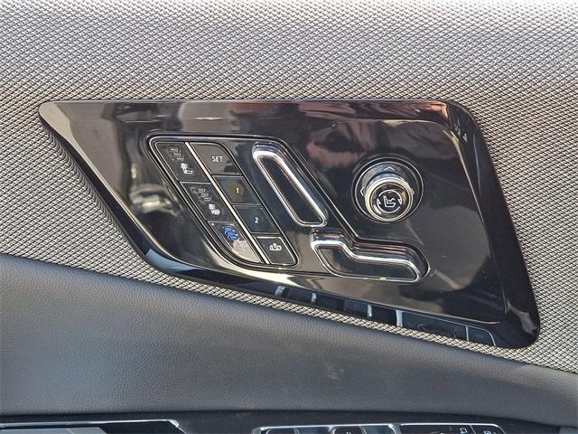 2025 Cadillac OPTIQ Vehicle Photo in ALLENTOWN, PA 18103-7399