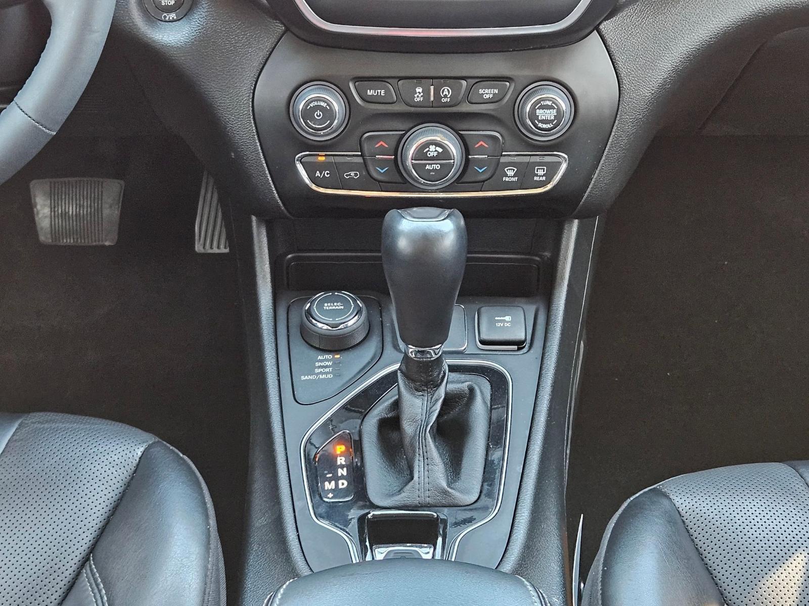 2023 Jeep Cherokee Vehicle Photo in Seguin, TX 78155