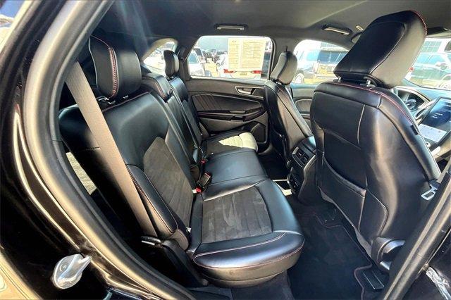 2024 Ford Edge Vehicle Photo in TOPEKA, KS 66609-0000