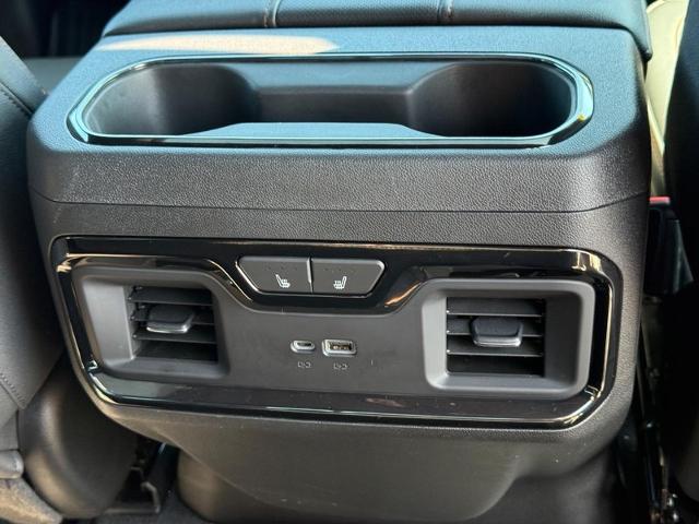 2023 GMC Sierra 1500 Vehicle Photo in COLUMBIA, MO 65203-3903