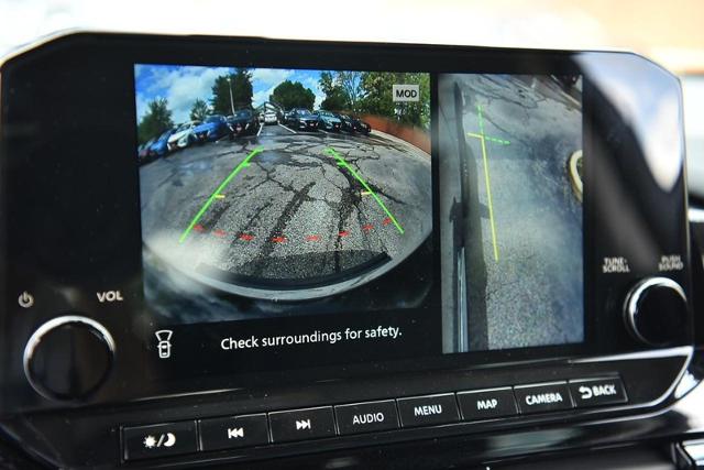 2025 Nissan Pathfinder Vehicle Photo in Ballwin, MO 63011