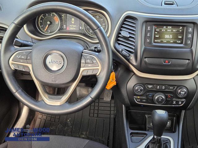 2016 Jeep Cherokee Vehicle Photo in DENTON, TX 76210-9321
