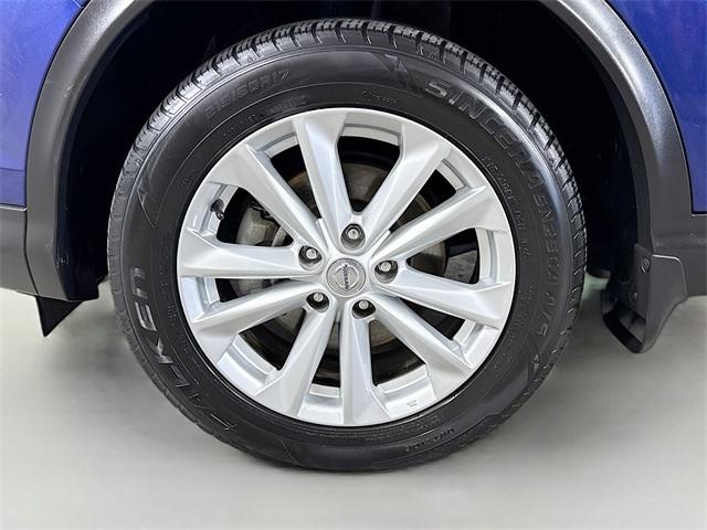 2017 Nissan Rogue Sport Vehicle Photo in Everett, WA 98204