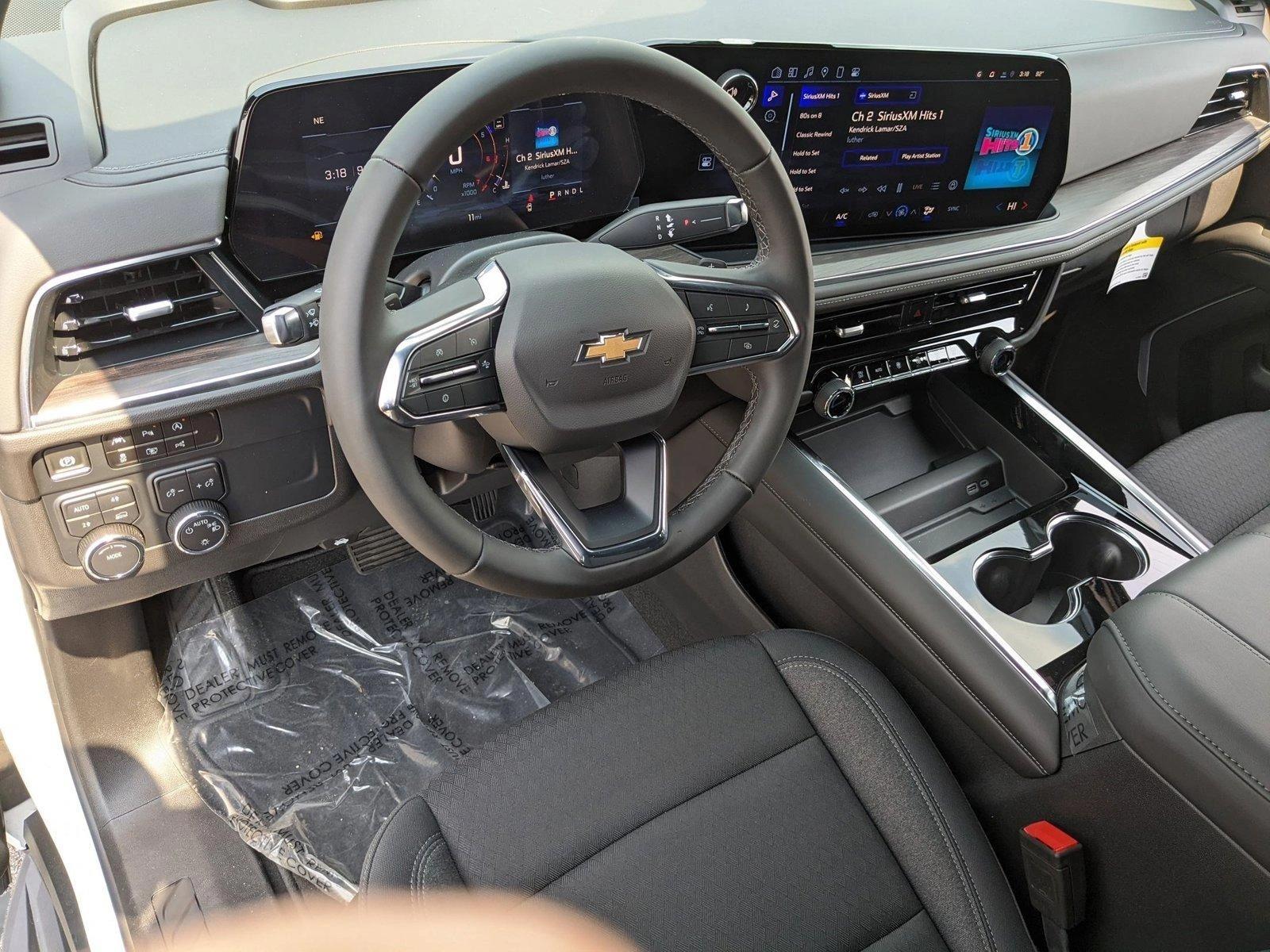 2025 Chevrolet Suburban Vehicle Photo in MIAMI, FL 33134-2699