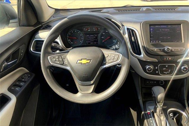 2022 Chevrolet Equinox Vehicle Photo in TOPEKA, KS 66609-0000
