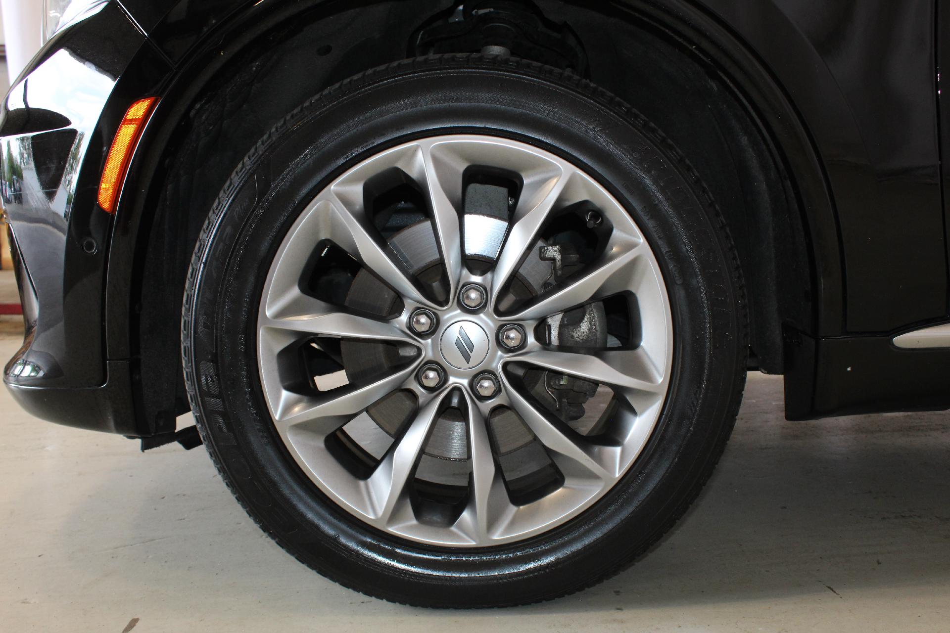 2021 Dodge Durango Vehicle Photo in NORTHAMPTON, MA 01060-1120