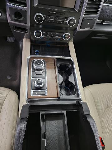 2019 Ford Expedition Vehicle Photo in APPLETON, WI 54914-4656