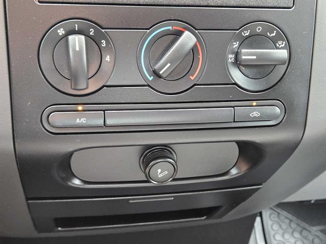 2008 Ford F-150 Vehicle Photo in DENTON, TX 76210-9321