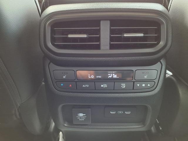 2025 Honda Pilot Vehicle Photo in Oshkosh, WI 54904