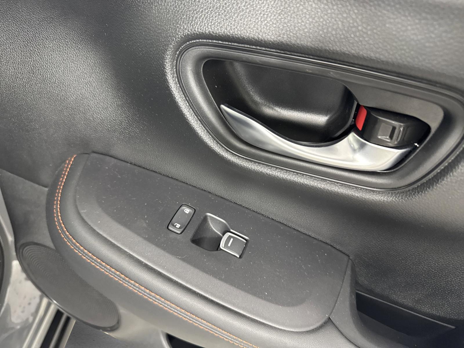 2024 Honda HR-V Vehicle Photo in GEORGETOWN, TX 78626-7508
