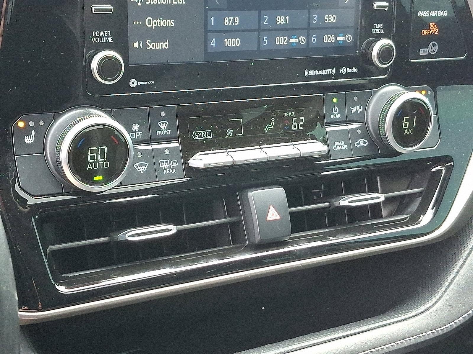 2021 Toyota Highlander Vehicle Photo in Trevose, PA 19053