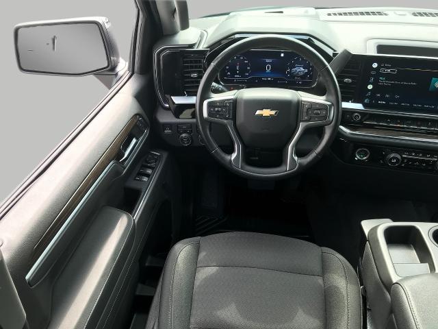 2022 Chevrolet Silverado 1500 Vehicle Photo in GREEN BAY, WI 54303-3330