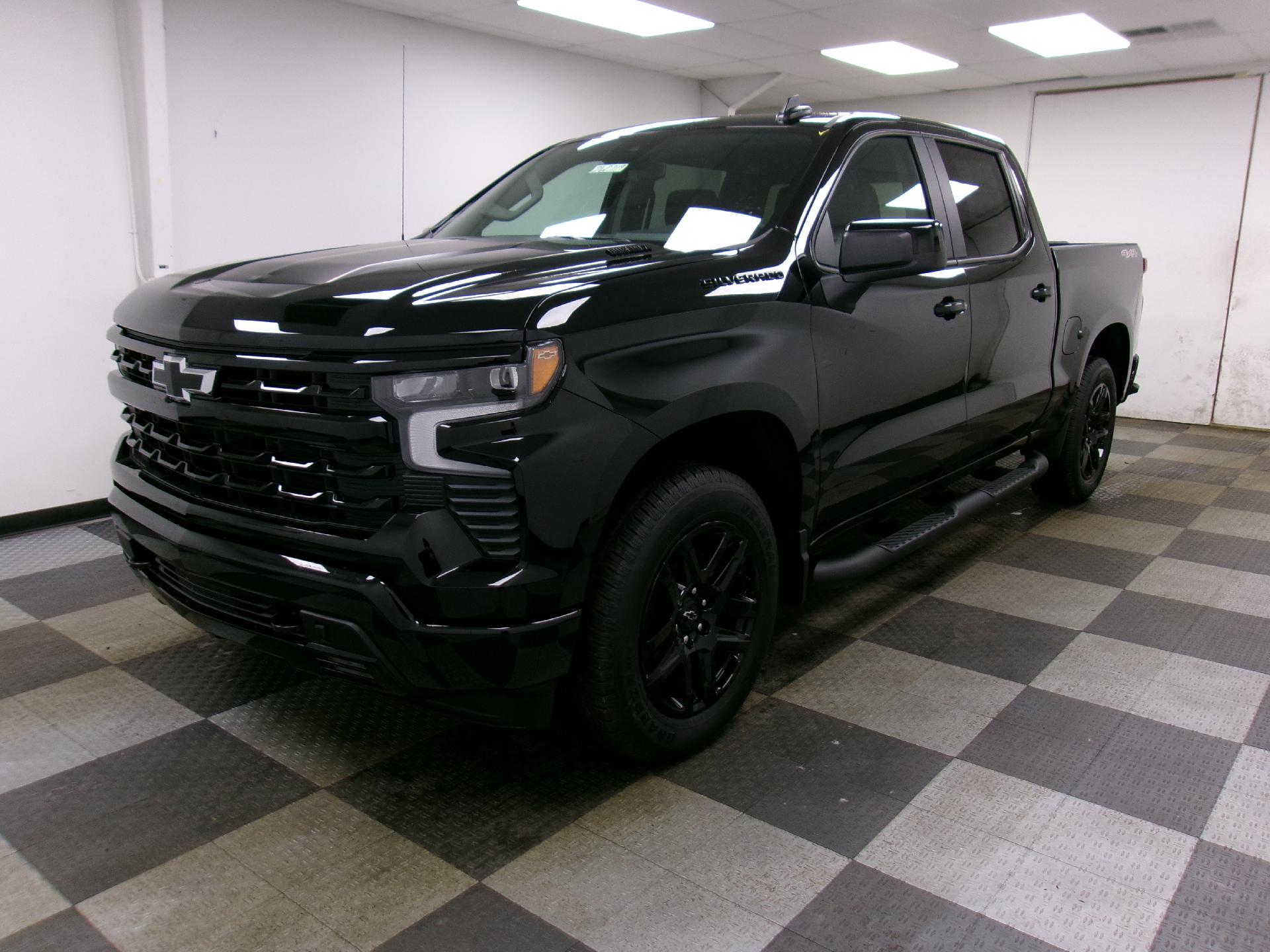 2026 Chevrolet Silverado 1500 RST Crew Cab 4WD