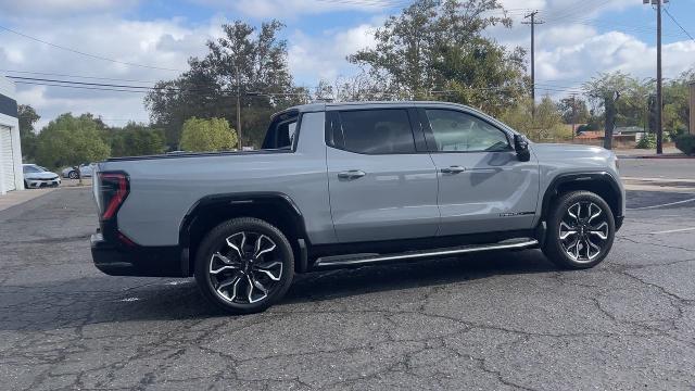 2024 GMC Sierra EV Vehicle Photo in TURLOCK, CA 95380-4918