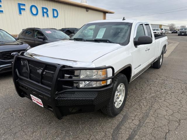 Used 2010 Chevrolet Silverado 1500 LT with VIN 1GCSKSE09AZ228518 for sale in Forsyth, MT