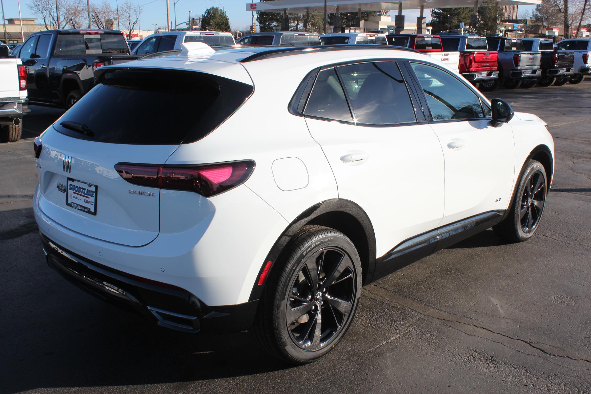 2025 Buick Envision Vehicle Photo in AURORA, CO 80012-4011