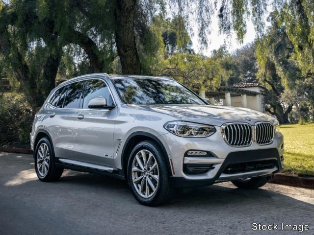 2022 BMW X3 40i photo 1