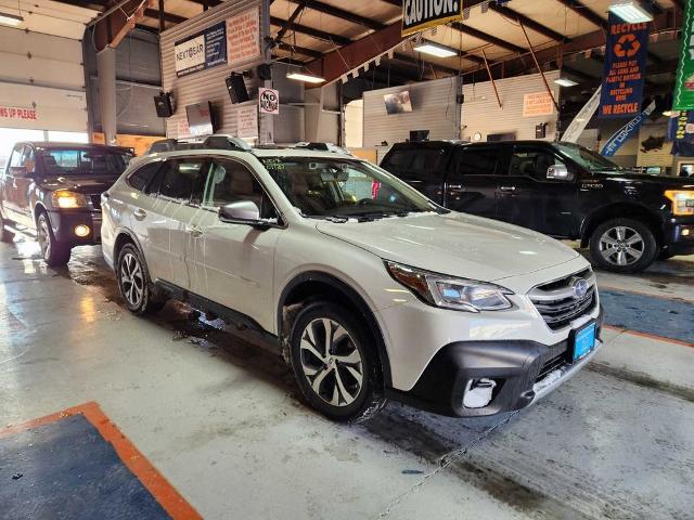 2020 Subaru Outback Vehicle Photo in Akron, OH 44312