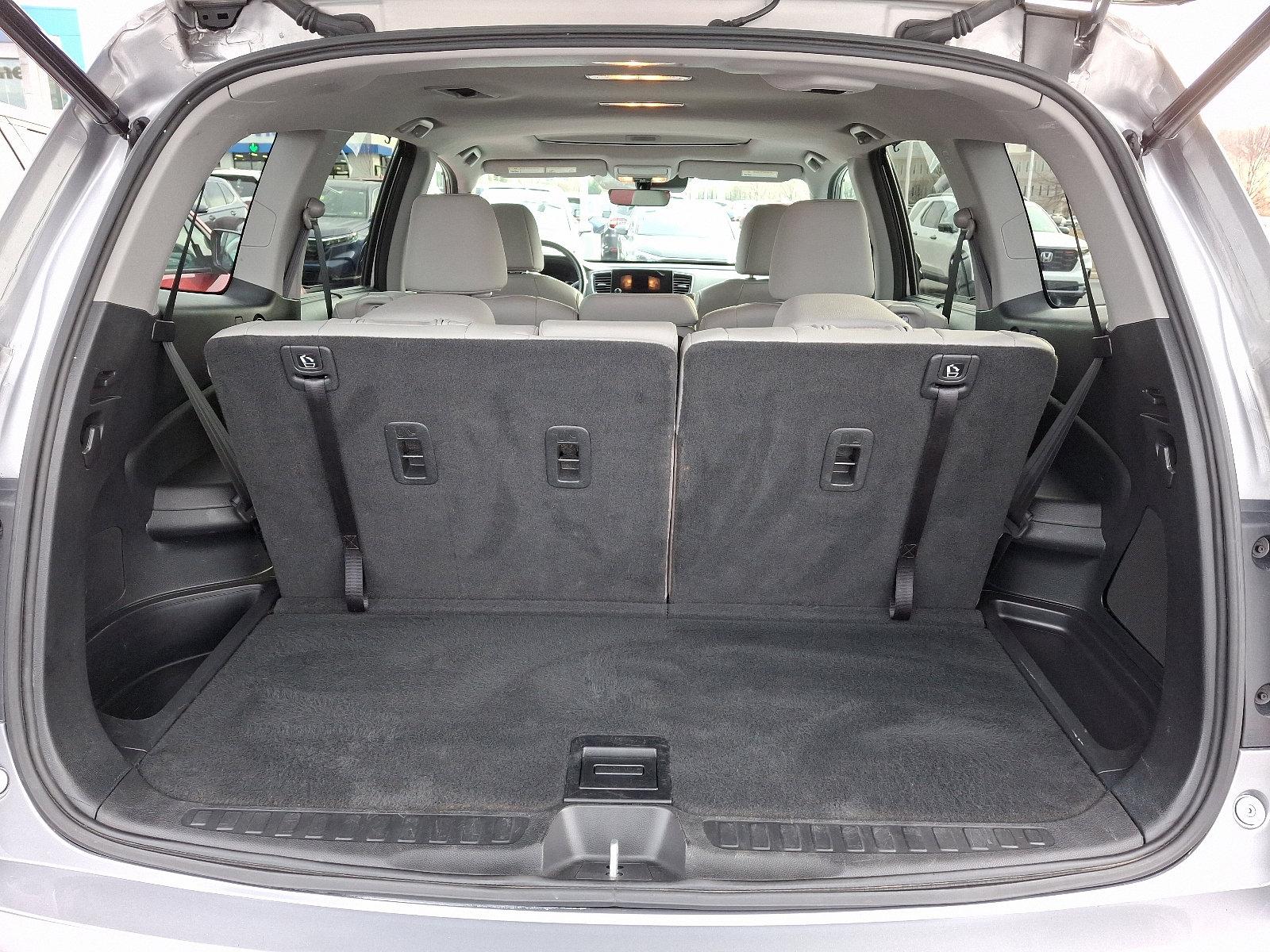2022 Honda Pilot Vehicle Photo in Harrisburg, PA 17111