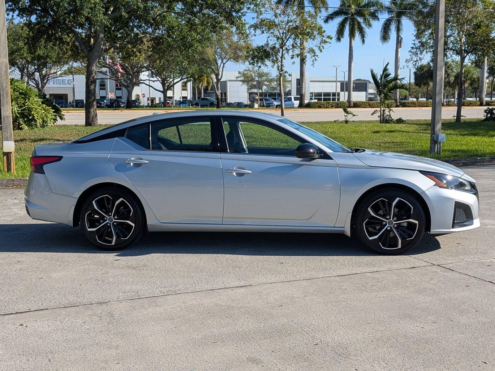 2023 Nissan Altima Vehicle Photo in Pembroke Pines , FL 33084