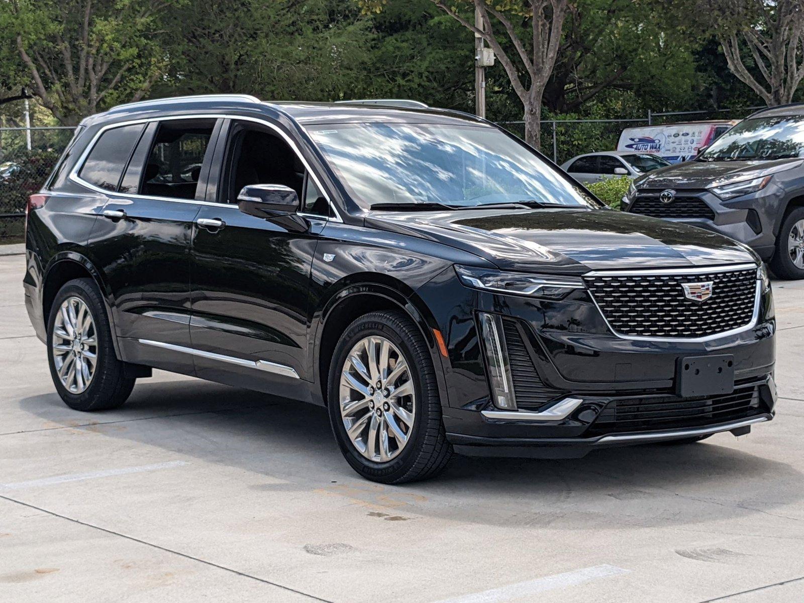 2023 Cadillac XT6 Vehicle Photo in Davie, FL 33331