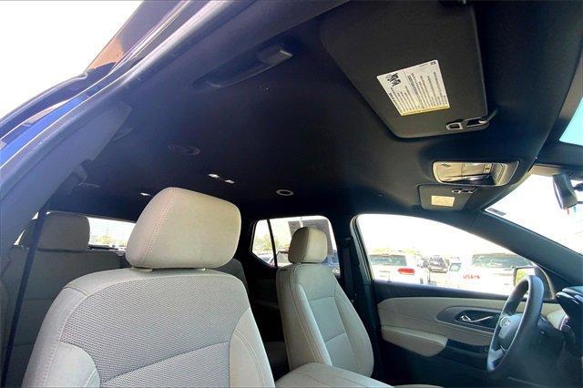 2022 Chevrolet Traverse Vehicle Photo in TOPEKA, KS 66609-0000