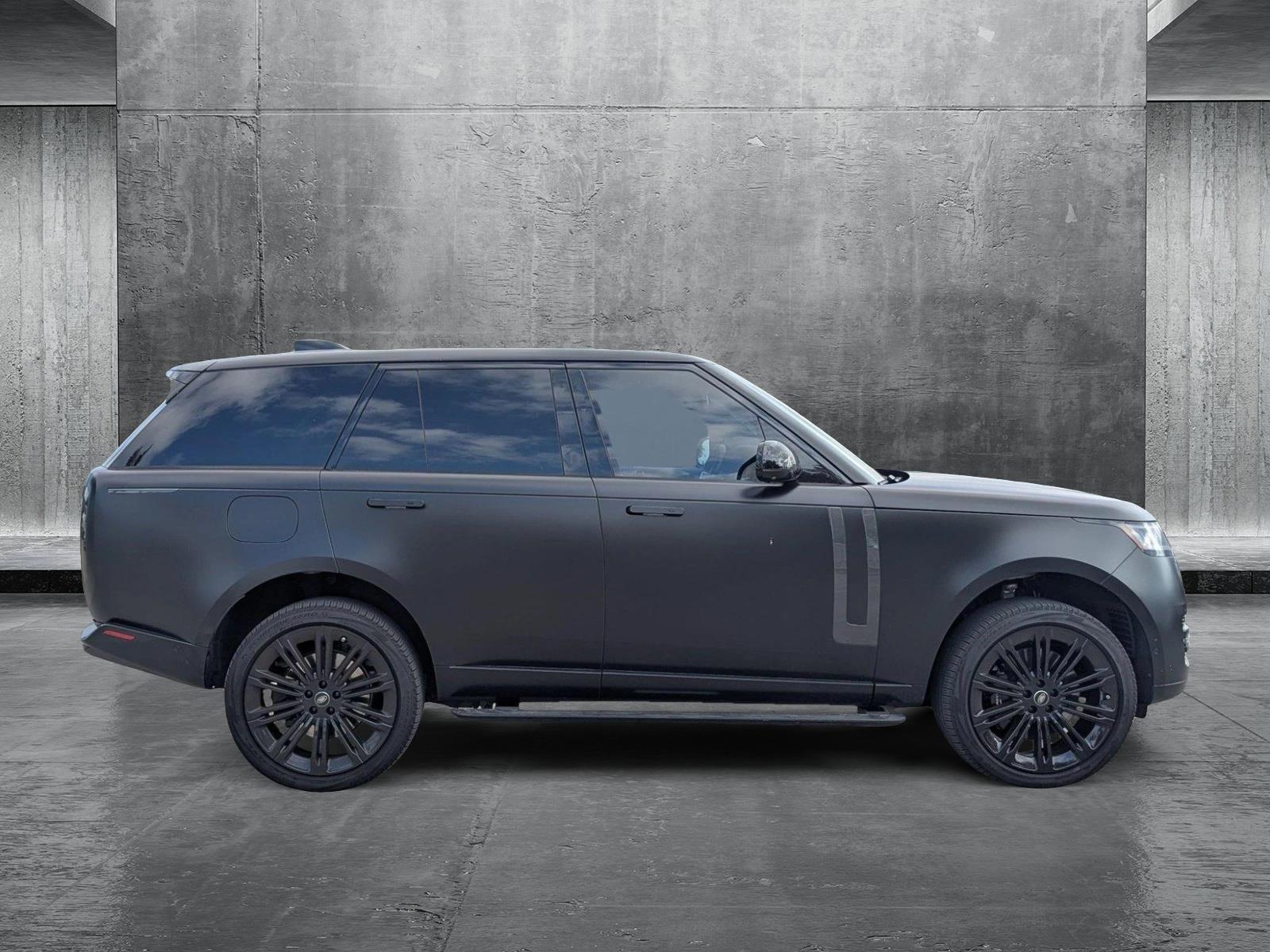 2024 Land Rover Range Rover Vehicle Photo in Pembroke Pines , FL 33027