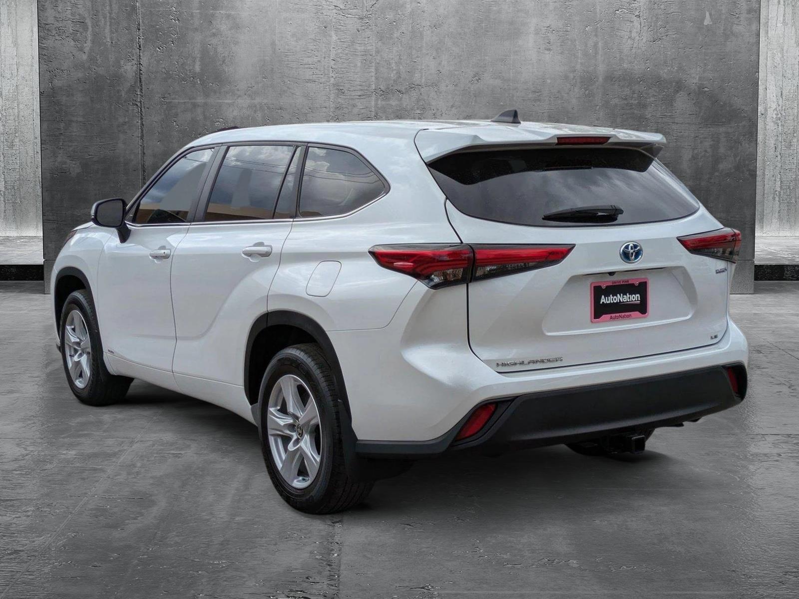 2023 Toyota Highlander Vehicle Photo in GOLDEN, CO 80401-3850