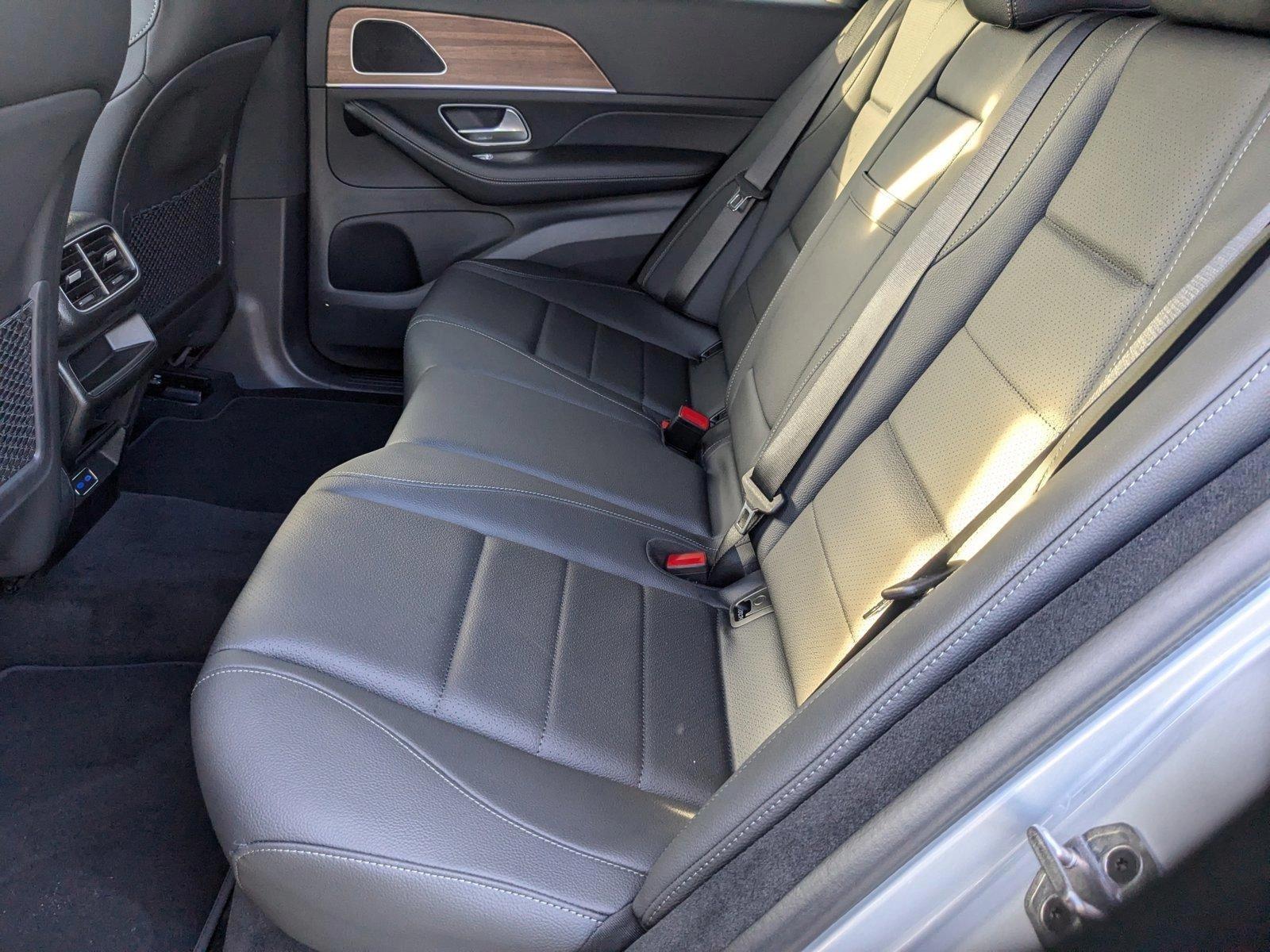 2025 Mercedes-Benz GLE Vehicle Photo in Miami, FL 33169