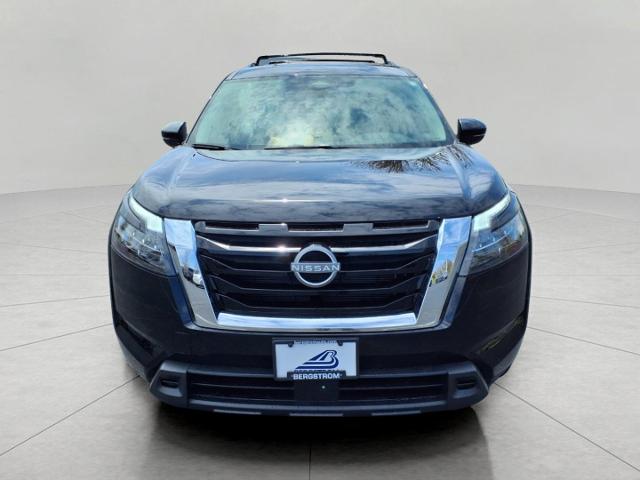 2025 Nissan Pathfinder Vehicle Photo in Oshkosh, WI 54904
