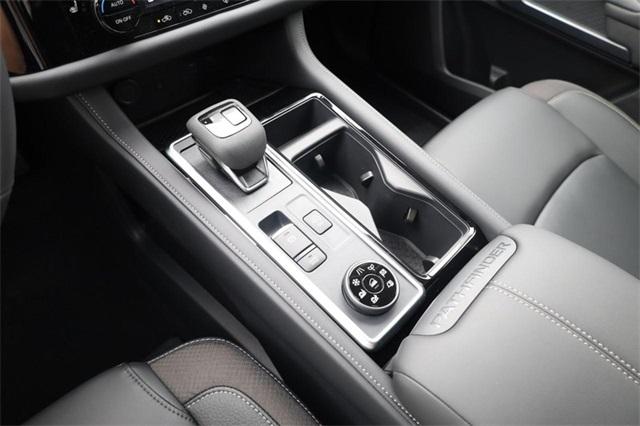 2025 Nissan Pathfinder Vehicle Photo in Hazelwood, MO 63042