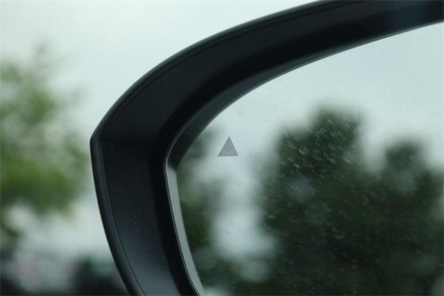 2025 Nissan Rogue Vehicle Photo in Hazelwood, MO 63042
