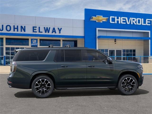 2025 Chevrolet Suburban Vehicle Photo in ENGLEWOOD, CO 80113-6708