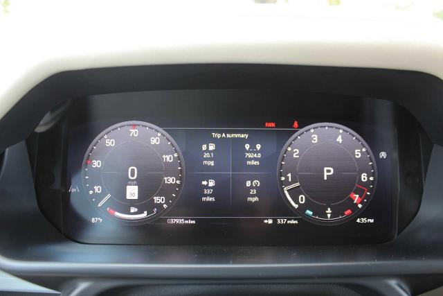 2024 Defender Vehicle Photo in HOUSTON, TX 77090