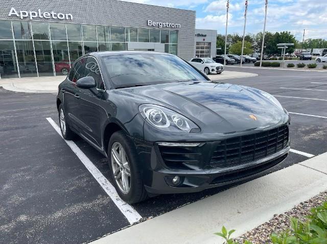 2017 Porsche Macan Vehicle Photo in Appleton, WI 54913